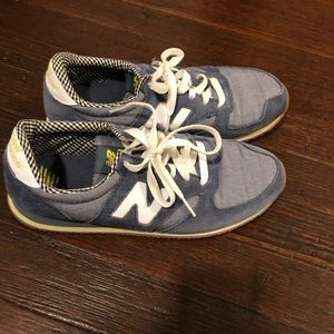 New Balance 420 Sneakers